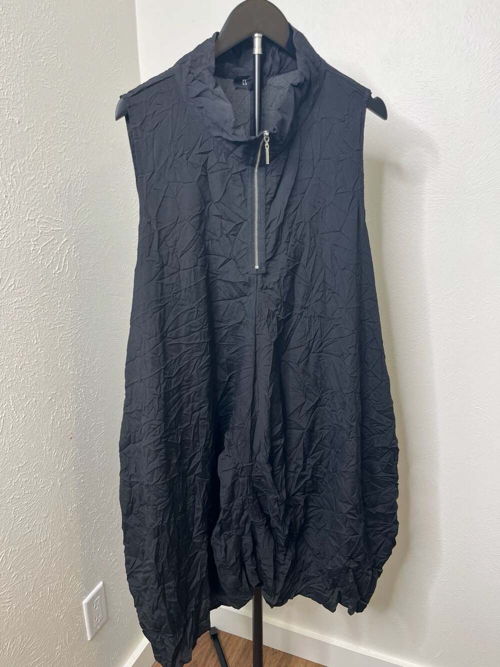Black Crinkled Avant-Garde Half Zip Sleeveless Dress Artsy Lagenlook Minimalist